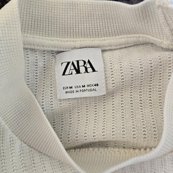 ZARA Short Sleeve High Neck Knit Top Size Medium - Picture 5 of 6